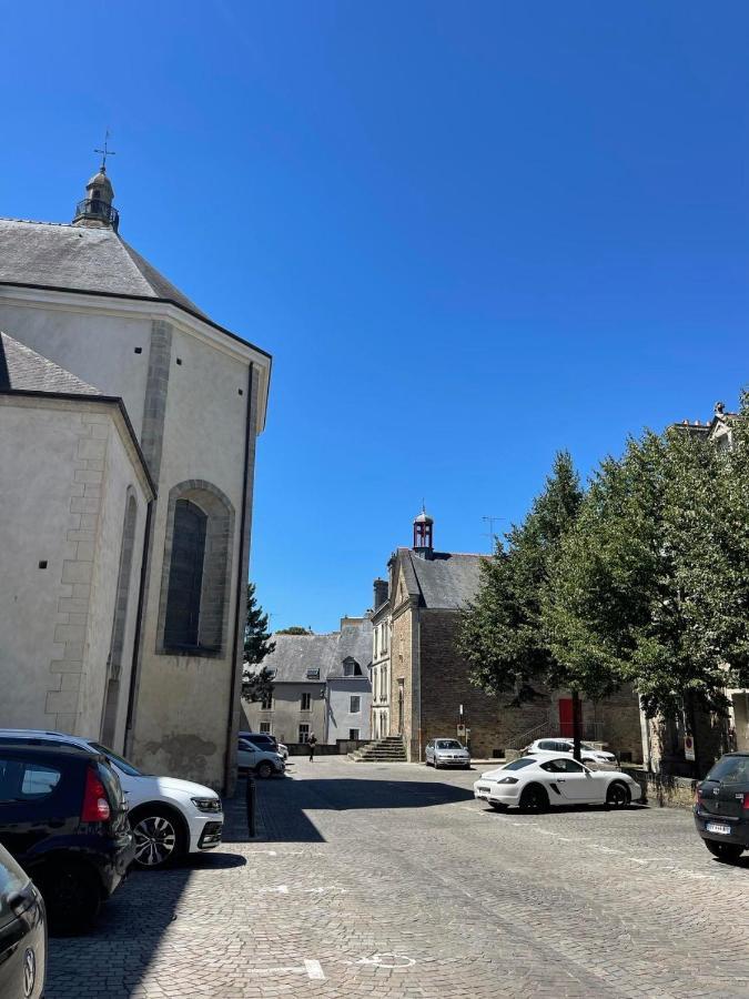 Le Patio, Coeur De Ville Avec Garage Et Jardin Vannes Exteriér fotografie