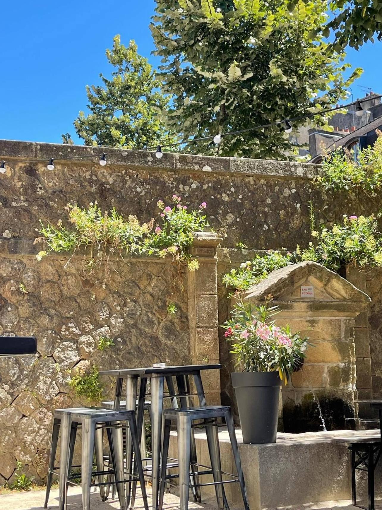 Le Patio, Coeur De Ville Avec Garage Et Jardin Vannes Exteriér fotografie